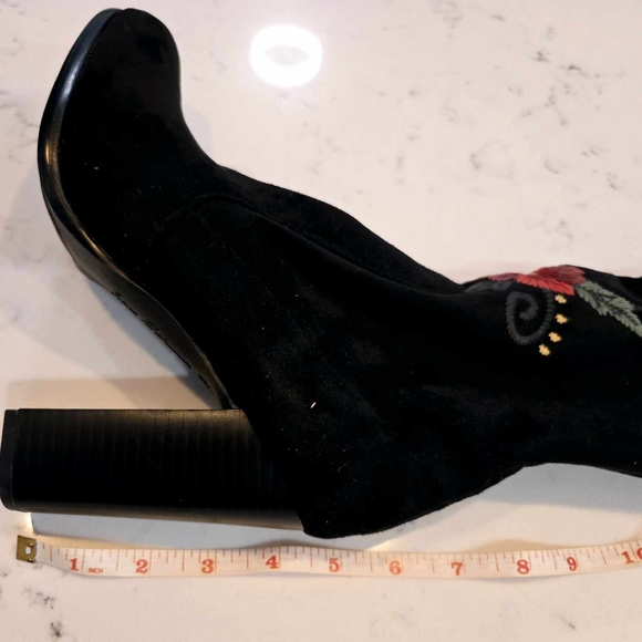 Sam Edelman Vena Women’s  Floral Embroidered Stretch Suede High Boots New - Picture 12 of 16